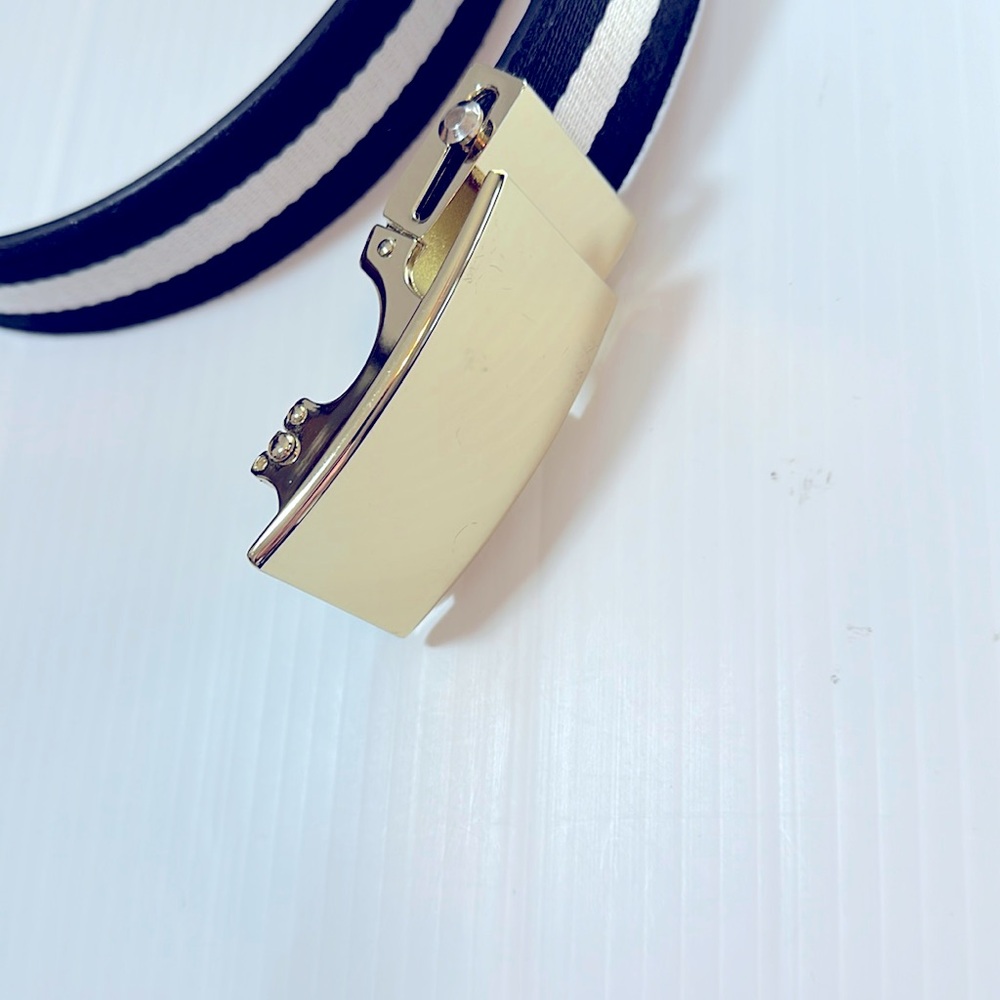 NWOT Comfort Click Belt 36-38 - Picture 5 of 9